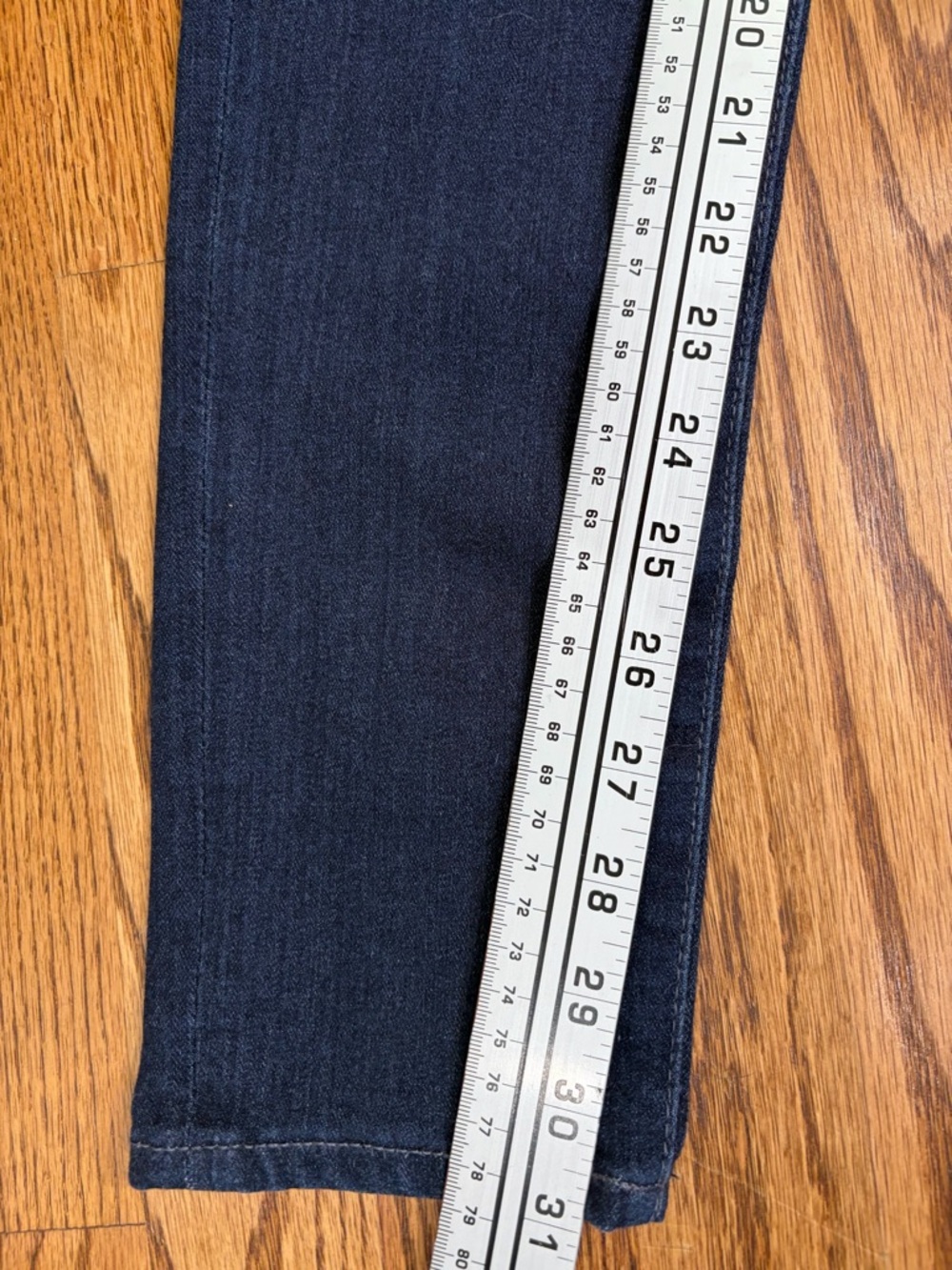 AG High-Rise Farrah Skinny Jean - Picture 11 of 12